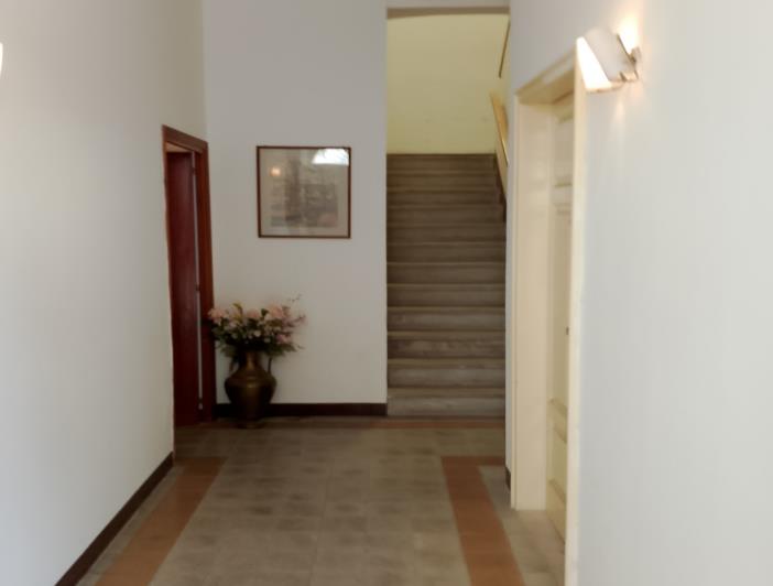 Image No.6-5 Bed Property for sale