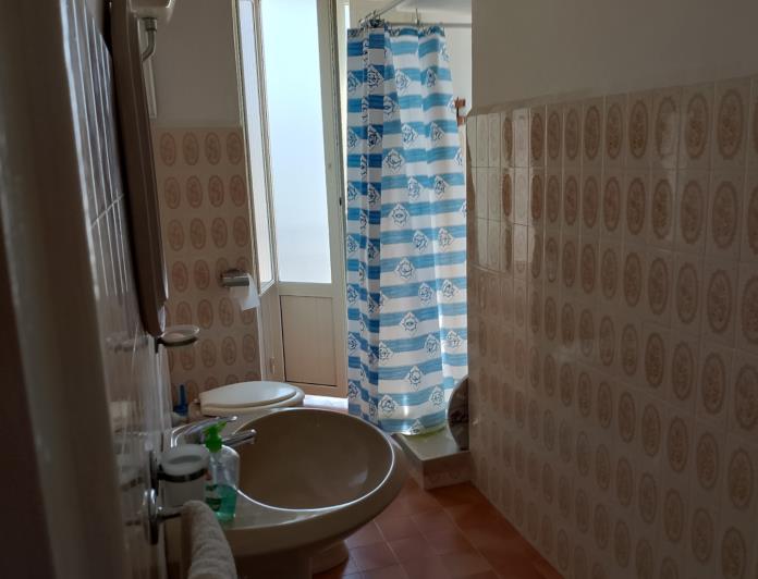 Image No.16-5 Bed Property for sale