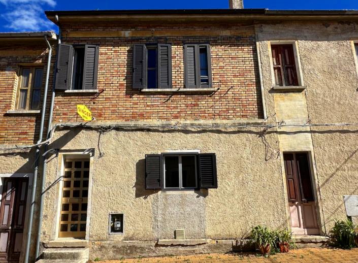 Image No.2-3 Bed Townhouse for sale