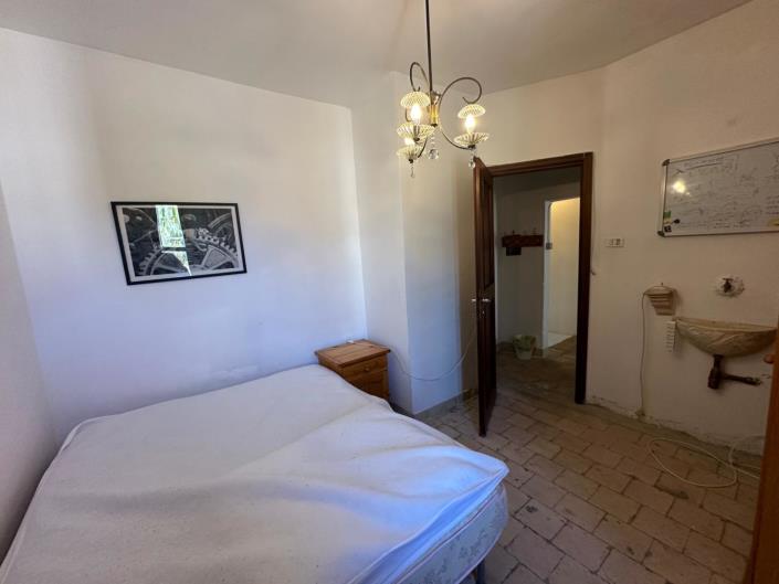 Image No.16-3 Bed Townhouse for sale