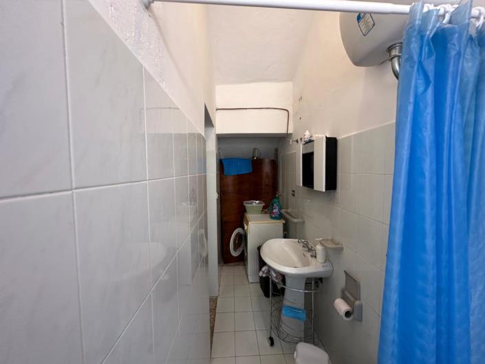 Image No.21-3 Bed Townhouse for sale