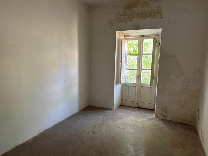 Image No.16-4 Bed Townhouse for sale