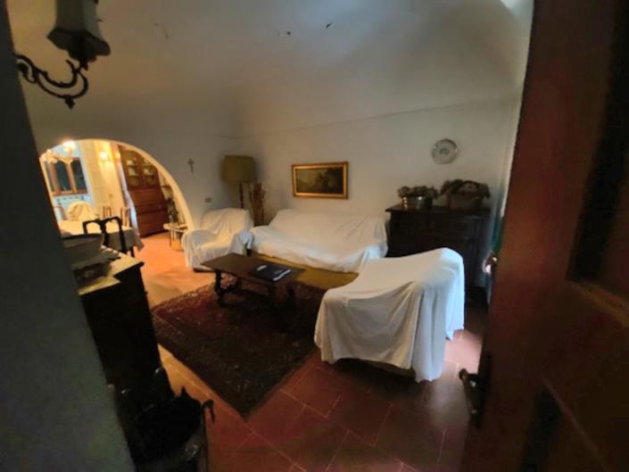 Image No.6-4 Bed Apartment for sale