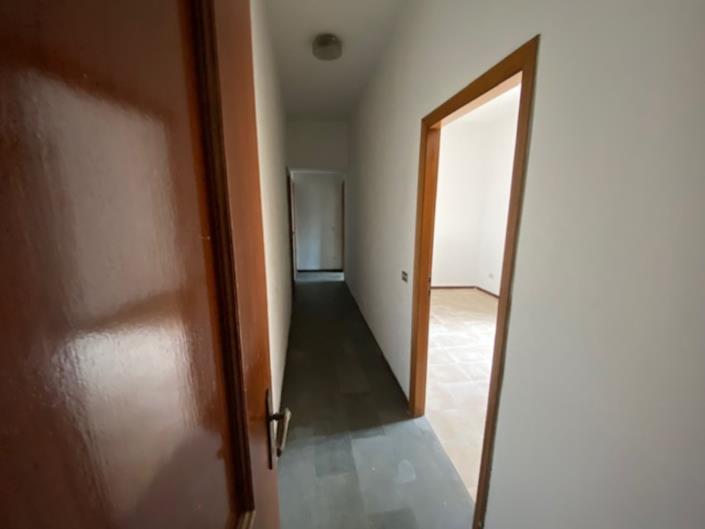 Image No.8-Appartement de 4 chambres à vendre à Agnone