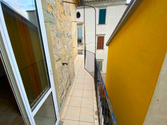 Image No.10-Appartement de 4 chambres à vendre à Agnone