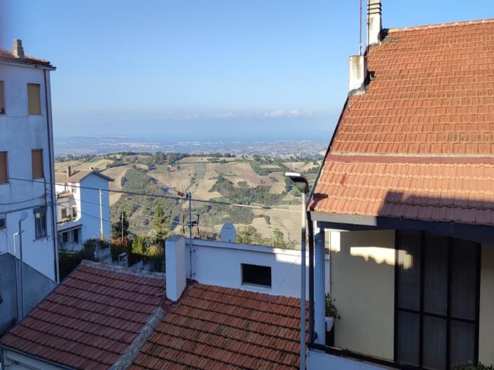 Image No.4-3 Bed Townhouse for sale