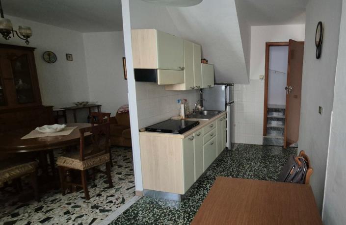 Image No.6-3 Bed Townhouse for sale