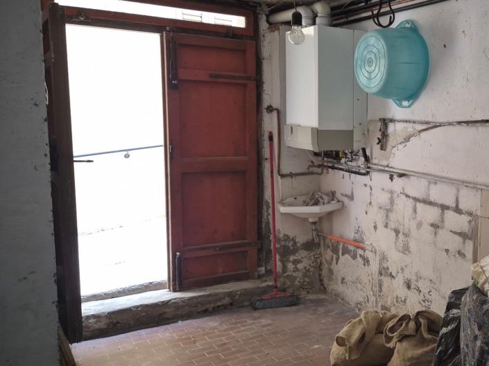 Image No.19-3 Bed Townhouse for sale