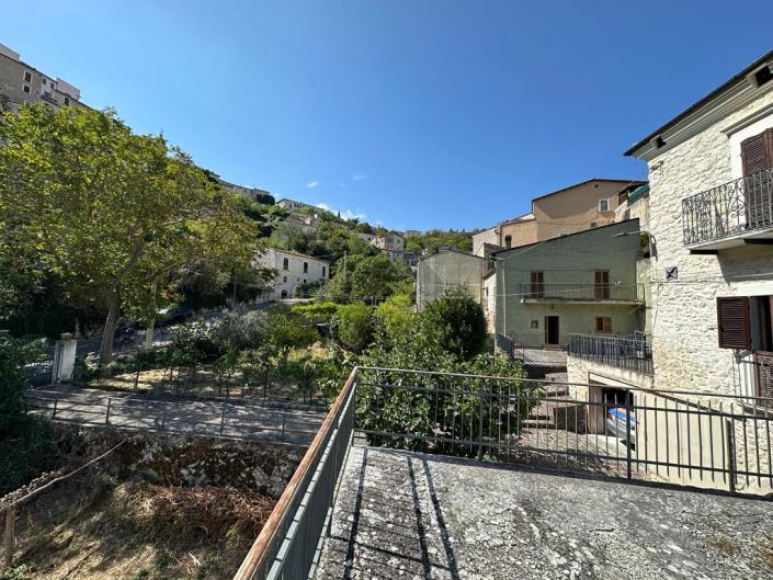 Image No.6-Propriété de 4 chambres à vendre à Capestrano