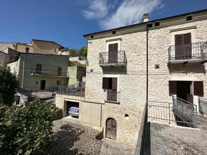 Image No.25-Propriété de 4 chambres à vendre à Capestrano