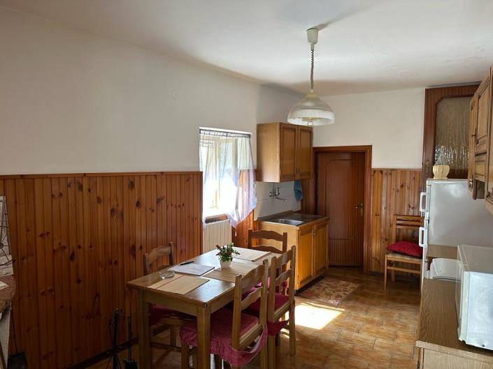 Image No.10-2 Bed House for sale