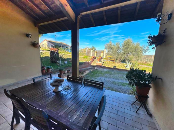 Image No.5-2 Bed Villa / Detached for sale