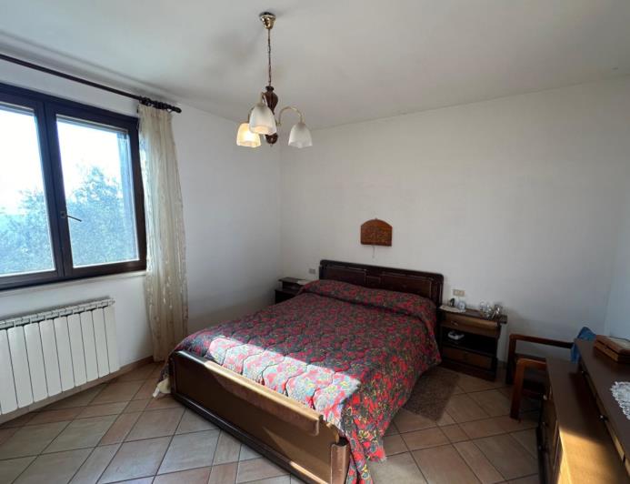 Image No.22-2 Bed Villa / Detached for sale