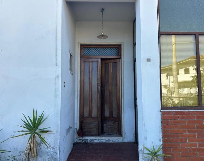 Image No.11-3 Bed Villa / Detached for sale