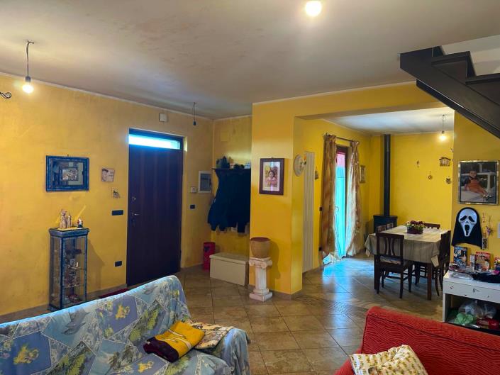 Image No.17-2 Bed Villa / Detached for sale