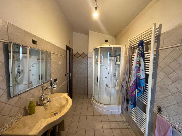 Image No.37-2 Bed Villa / Detached for sale