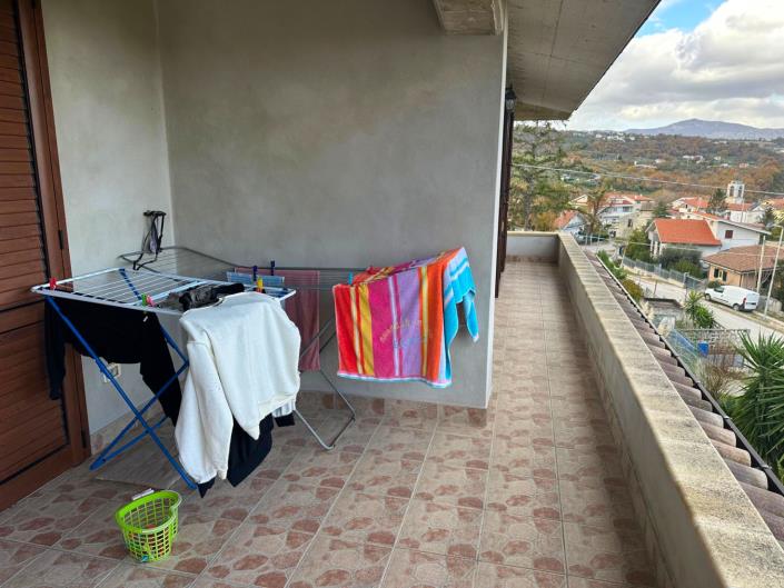 Image No.39-2 Bed Villa / Detached for sale