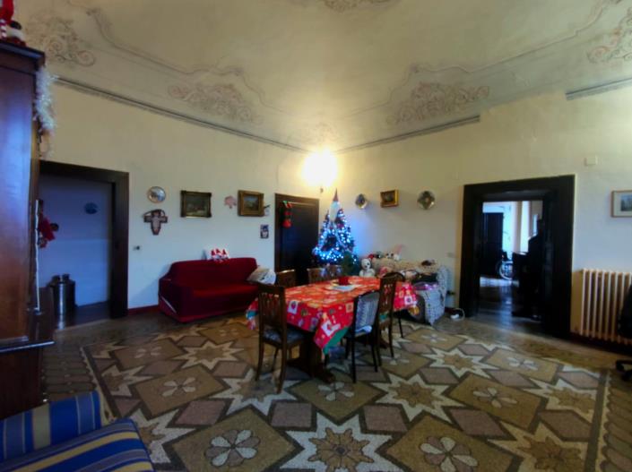 Image No.10-4 Bed Apartment for sale