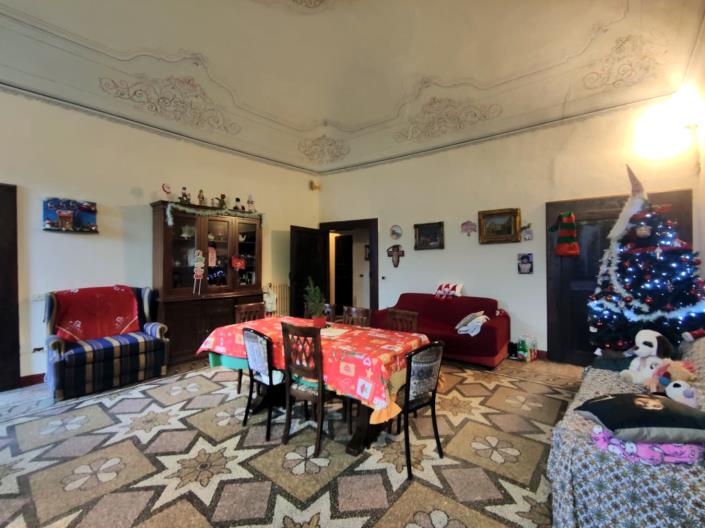 Image No.11-4 Bed Apartment for sale