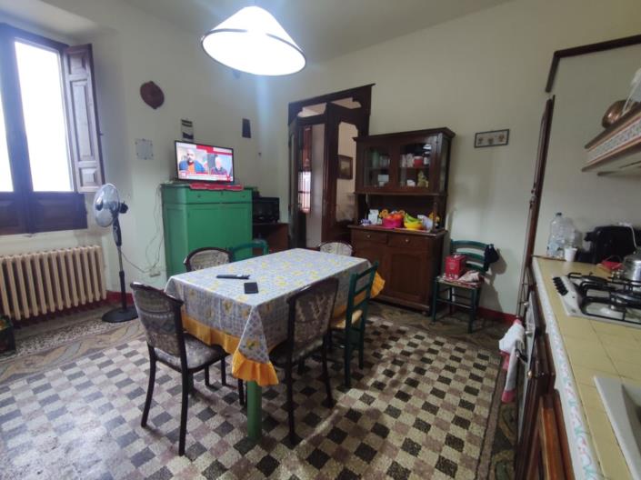 Image No.15-4 Bed Apartment for sale