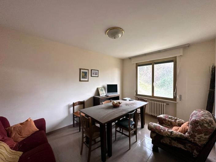 Image No.23-2 Bed House for sale