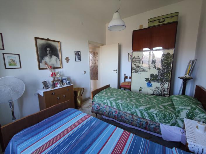 Image No.30-2 Bed Apartment for sale