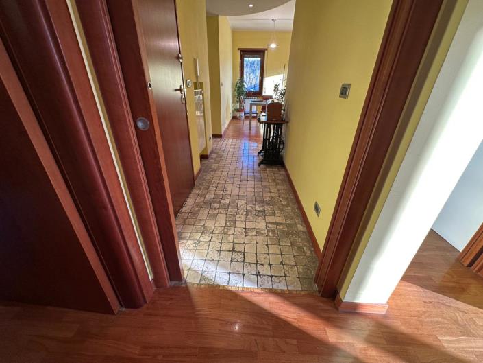 Image No.18-3 Bed Apartment for sale