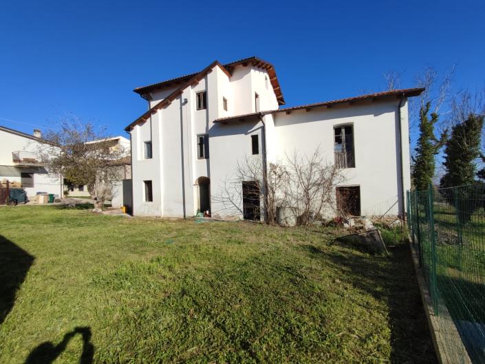 Image No.4-7 Bed Villa / Detached for sale