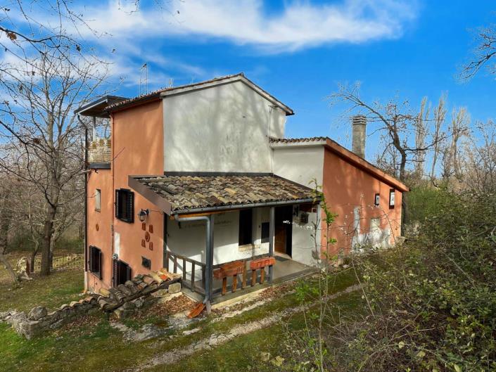 Image No.4-2 Bed Property for sale