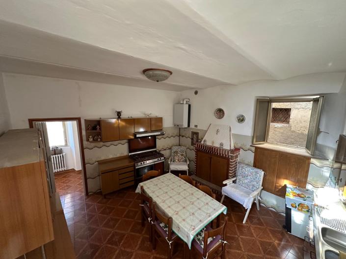 Image No.5-Propriété de 1 chambre à vendre à Farindola