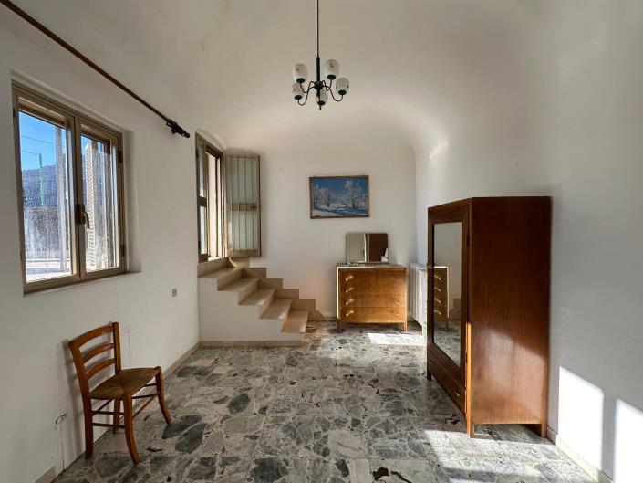 Image No.7-Propriété de 1 chambre à vendre à Farindola