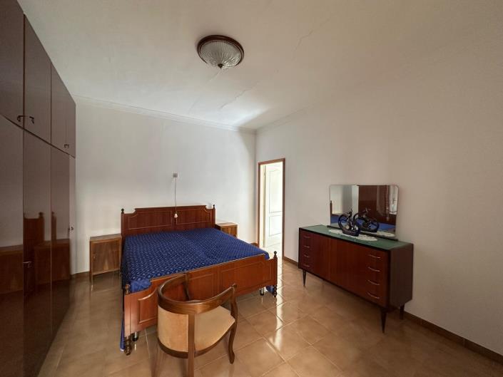 Image No.9-Propriété de 1 chambre à vendre à Farindola
