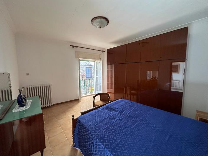 Image No.12-Propriété de 1 chambre à vendre à Farindola