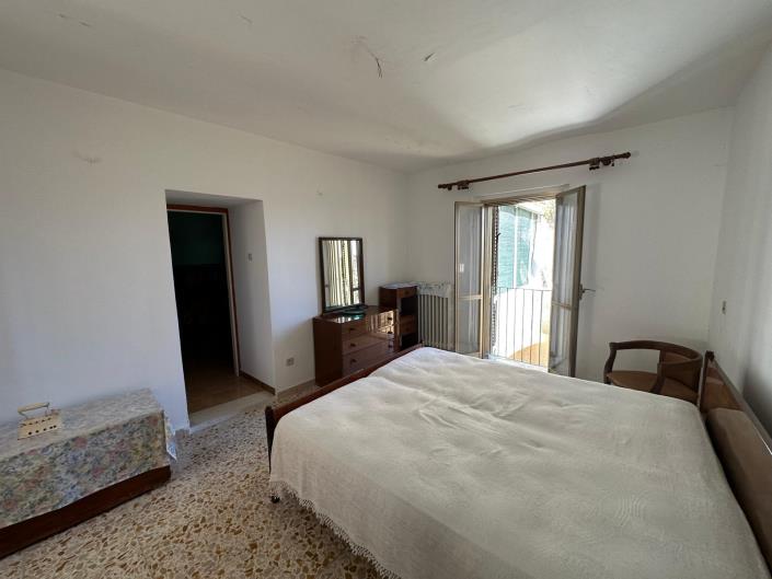 Image No.13-Propriété de 1 chambre à vendre à Farindola