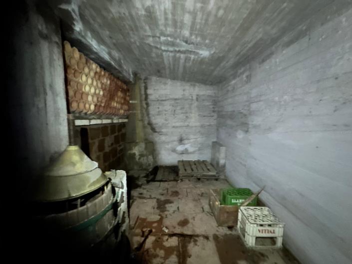 Image No.21-2 Bed Semi-Detached for sale