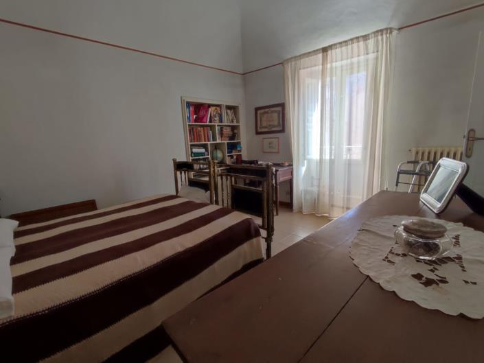 Image No.22-3 Bed Apartment for sale