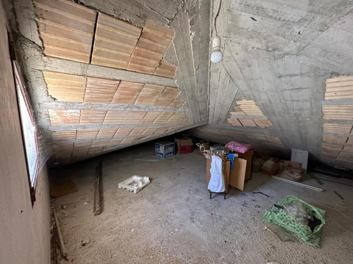 Image No.42-Propriété de 4 chambres à vendre à Alanno