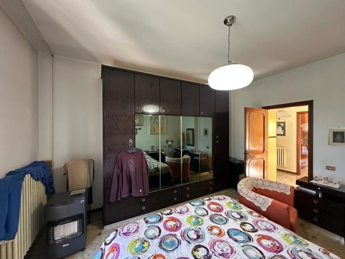 Image No.26-Propriété de 4 chambres à vendre à Alanno