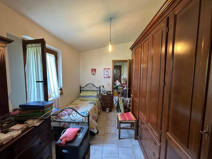 Image No.31-Propriété de 4 chambres à vendre à Alanno