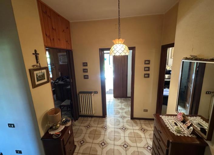 Image No.14-Propriété de 4 chambres à vendre à Alanno