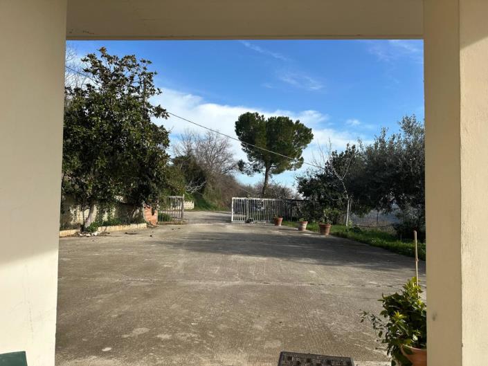 Image No.4-Propriété de 8 chambres à vendre à Villamagna