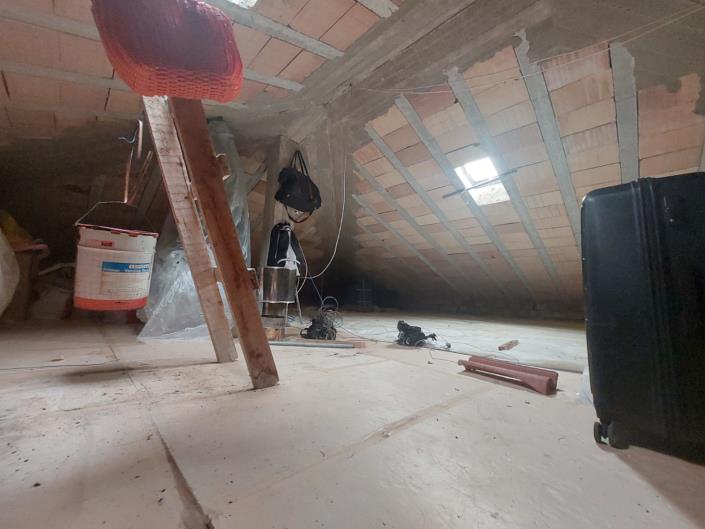 Image No.24-3 Bed Property for sale