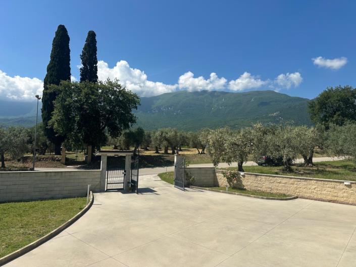 Image No.3-3 Bed Apartment for sale