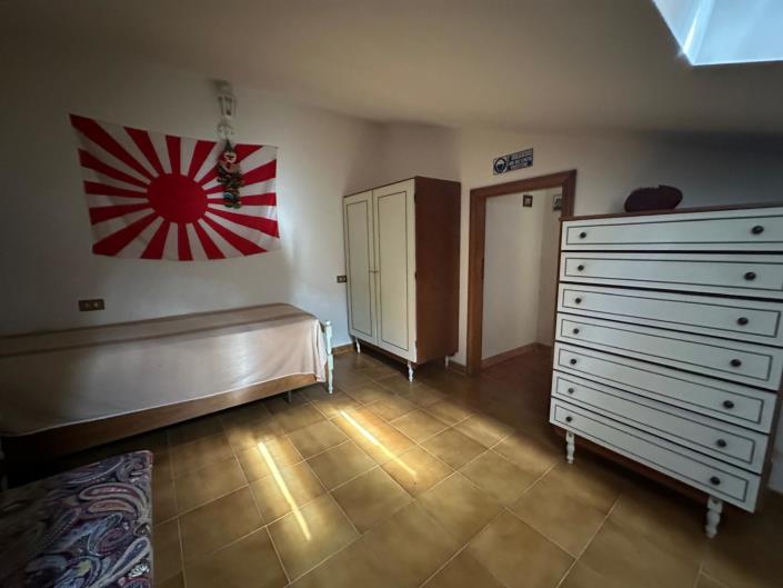 Image No.25-3 Bed Apartment for sale