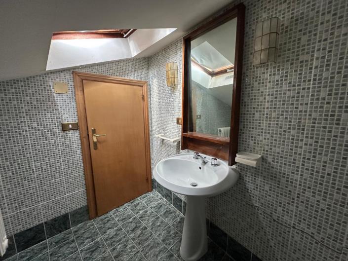 Image No.28-3 Bed Apartment for sale