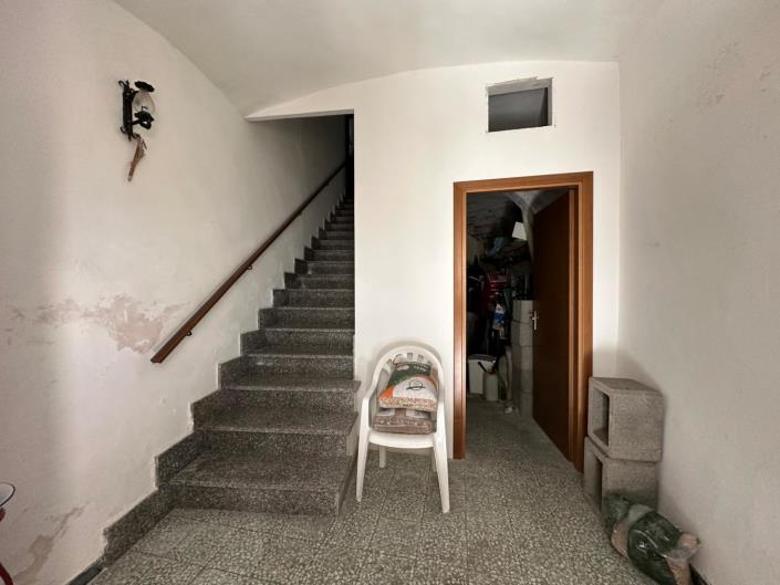 Image No.8-3 Bed Apartment for sale