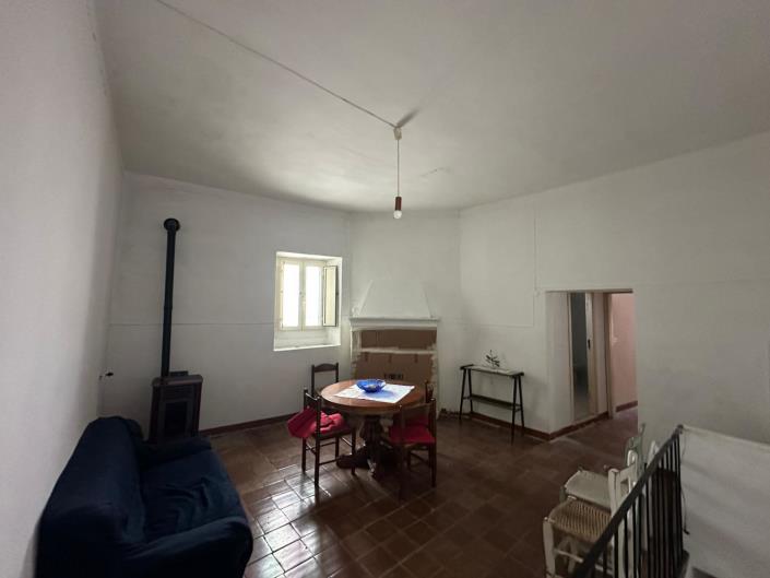 Image No.19-3 Bed Apartment for sale