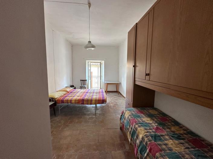 Image No.25-3 Bed Apartment for sale