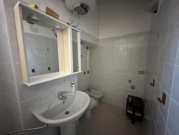 Image No.30-3 Bed Apartment for sale