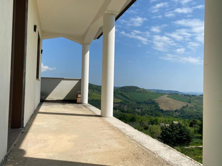 Image No.3-3 Bed House for sale